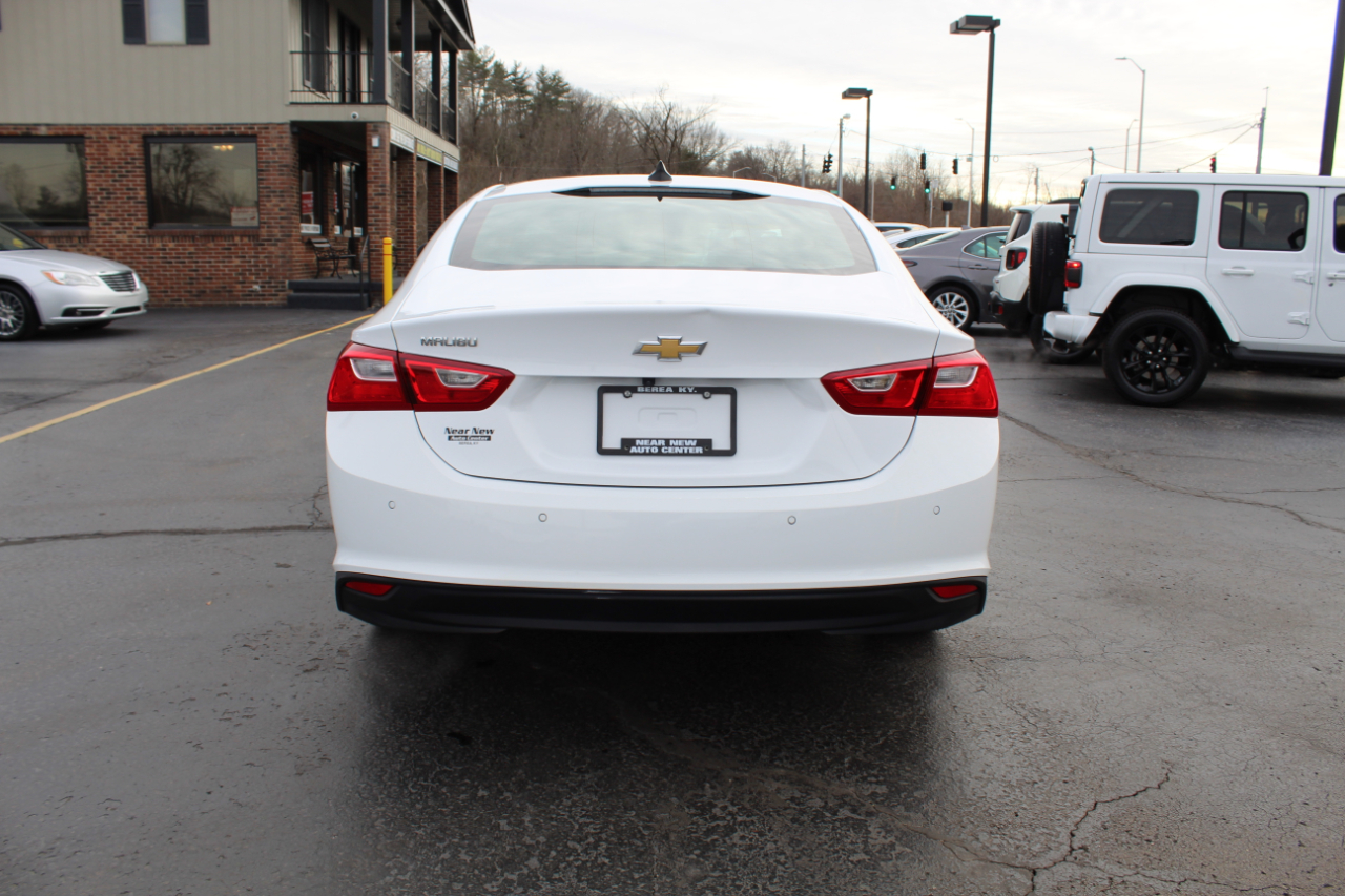 Chevrolet Malibu 4dr Sdn LS w/1FL 2024