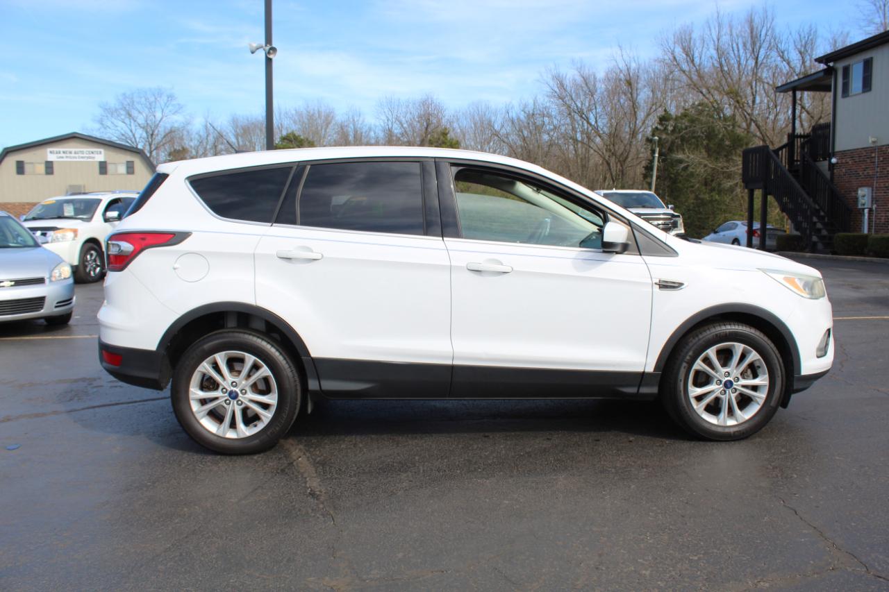 Ford Escape SE FWD 2017