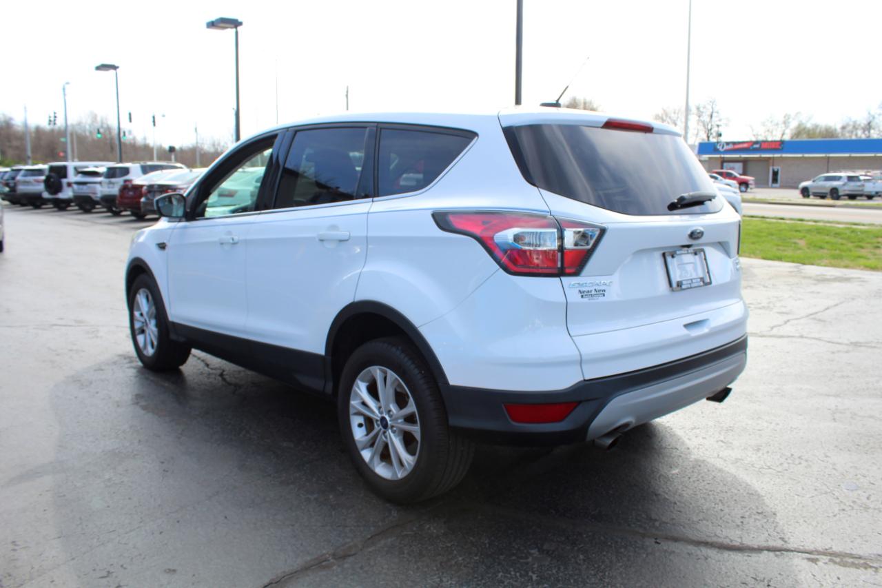 Ford Escape SE FWD 2017