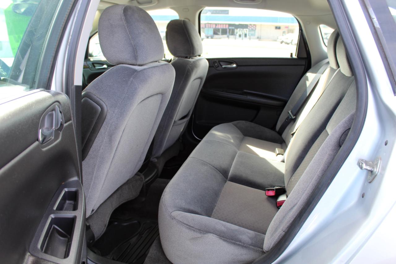 Chevrolet Impala 4dr Sdn LS Fleet 2011