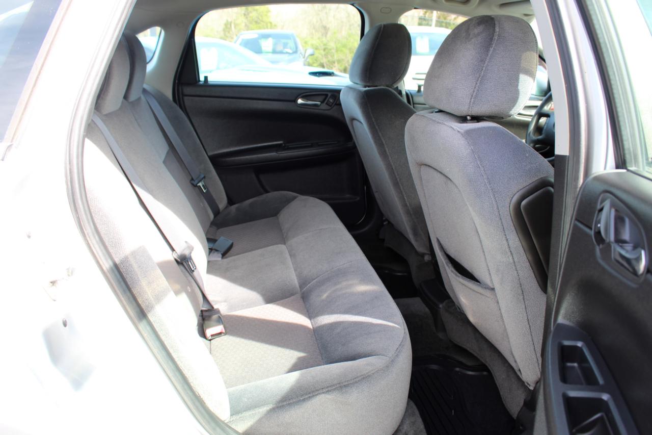 Chevrolet Impala 4dr Sdn LS Fleet 2011