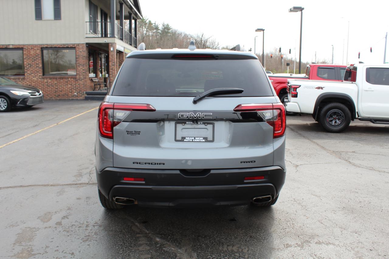 GMC Acadia AWD 4dr SLT 2022