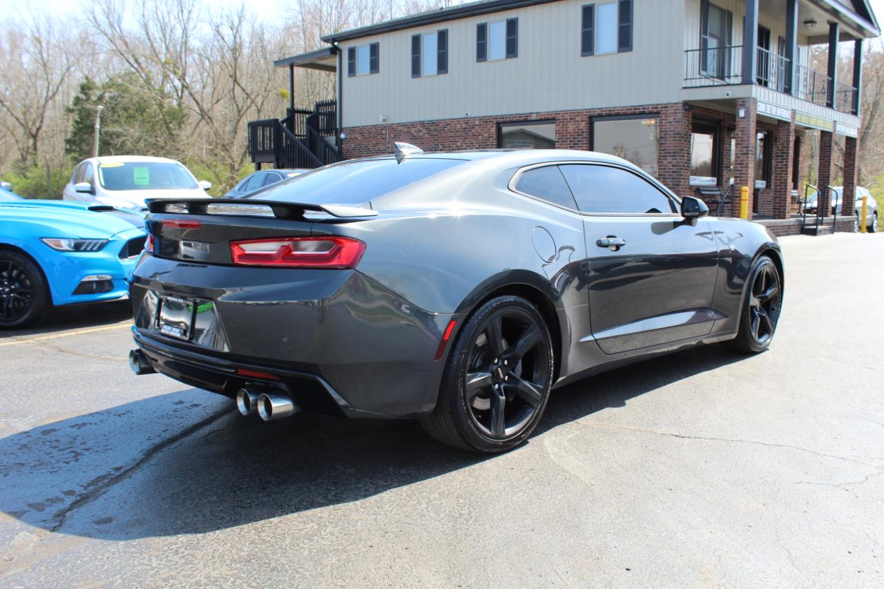 Chevrolet Camaro 2dr Cpe 2SS 2016