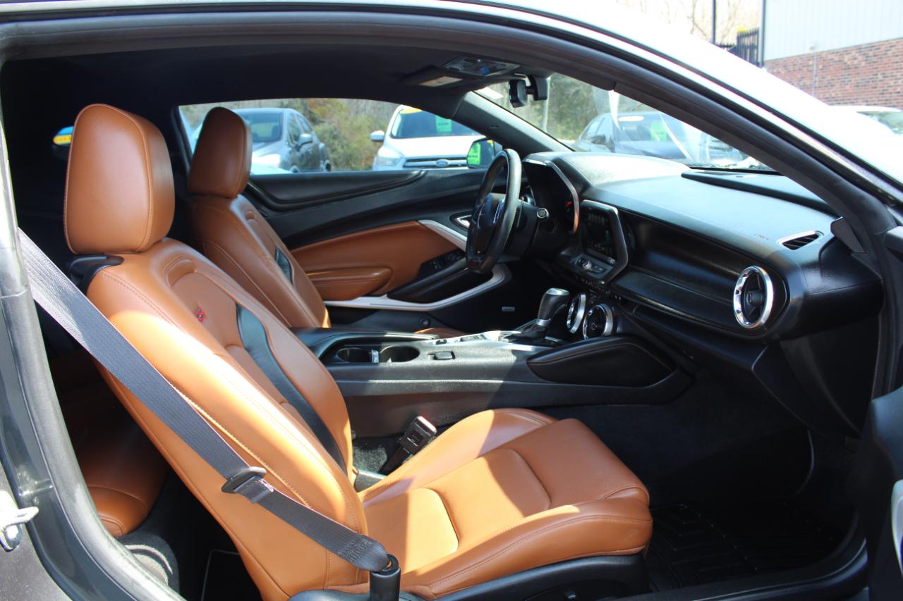 Chevrolet Camaro 2dr Cpe 2SS 2016