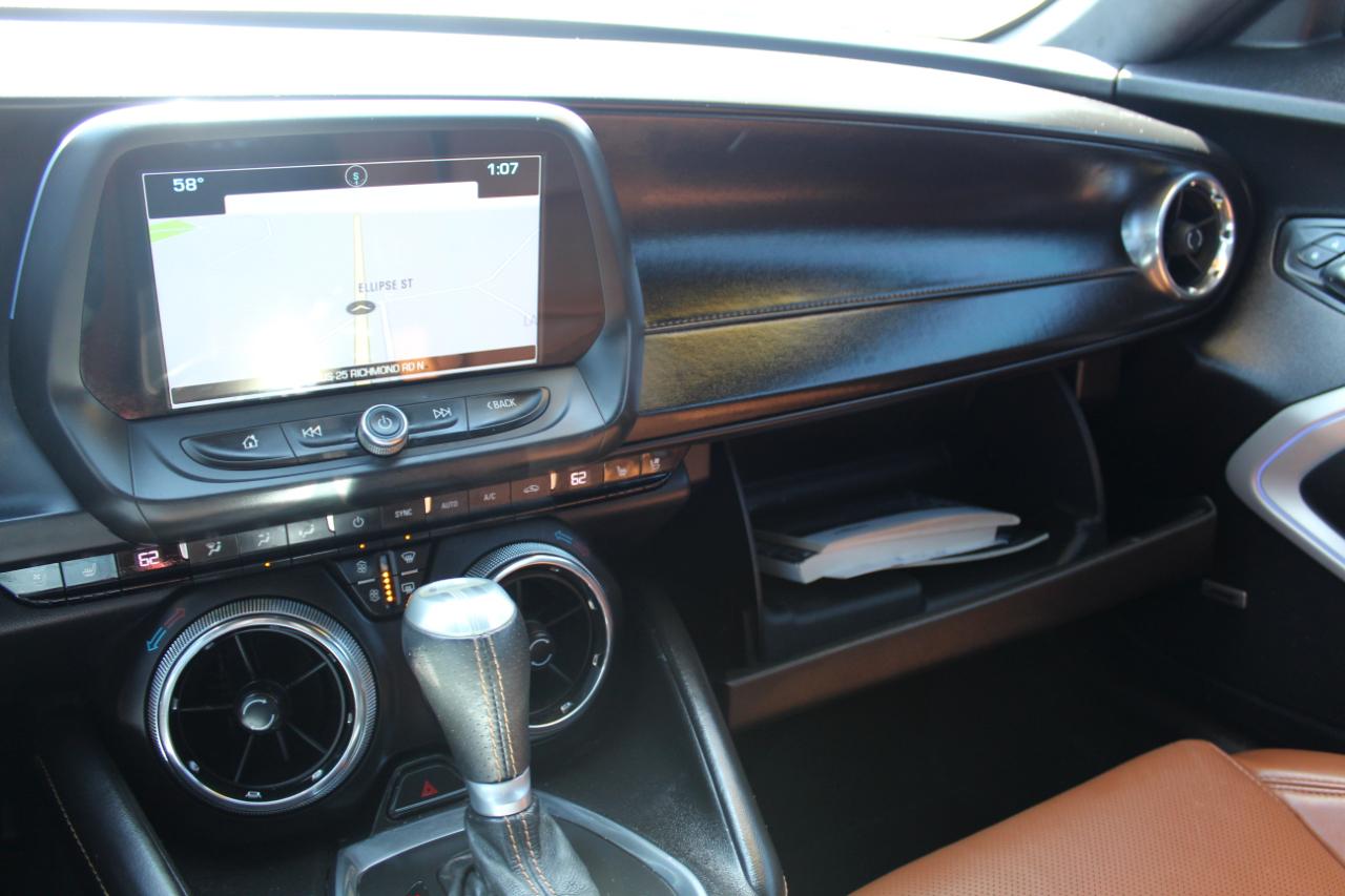 Chevrolet Camaro 2dr Cpe 2SS 2016