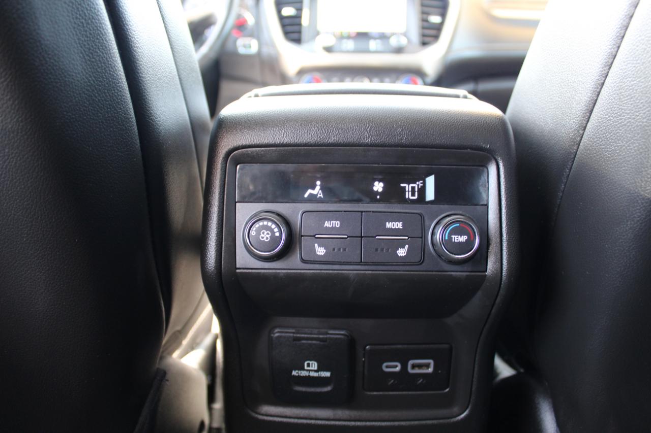 GMC Acadia AWD 4dr Denali 2023