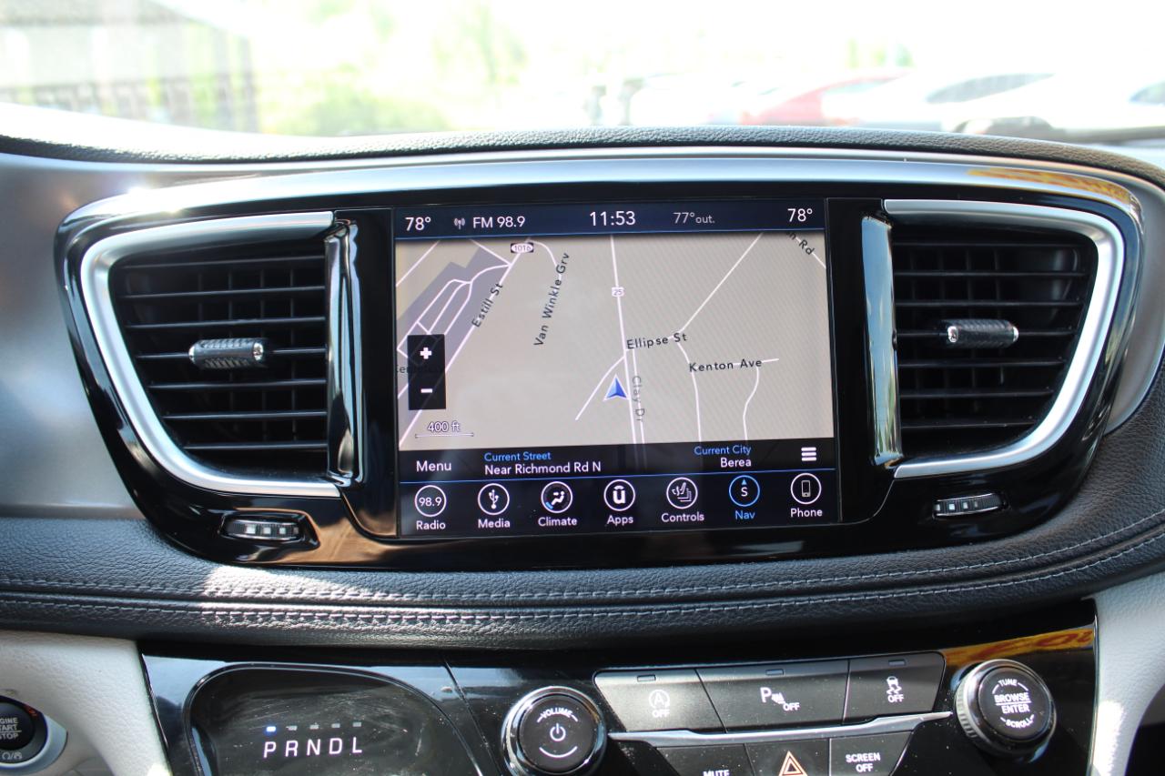 Chrysler Pacifica Limited FWD 2019