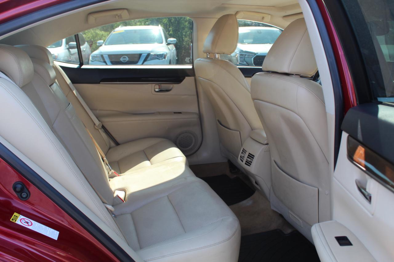 Lexus ES 350 4dr Sdn 2013