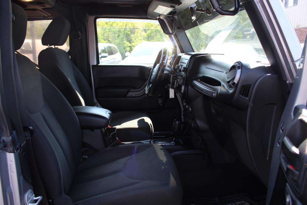 Jeep Wrangler 4WD 2dr Sport 2016