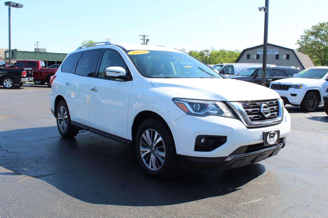 Nissan Pathfinder 4x4 SV 2020