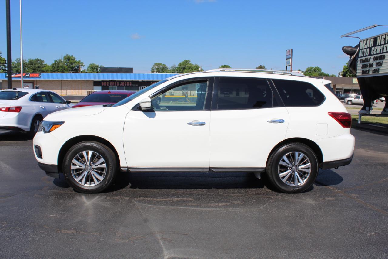 Nissan Pathfinder 4x4 SV 2020
