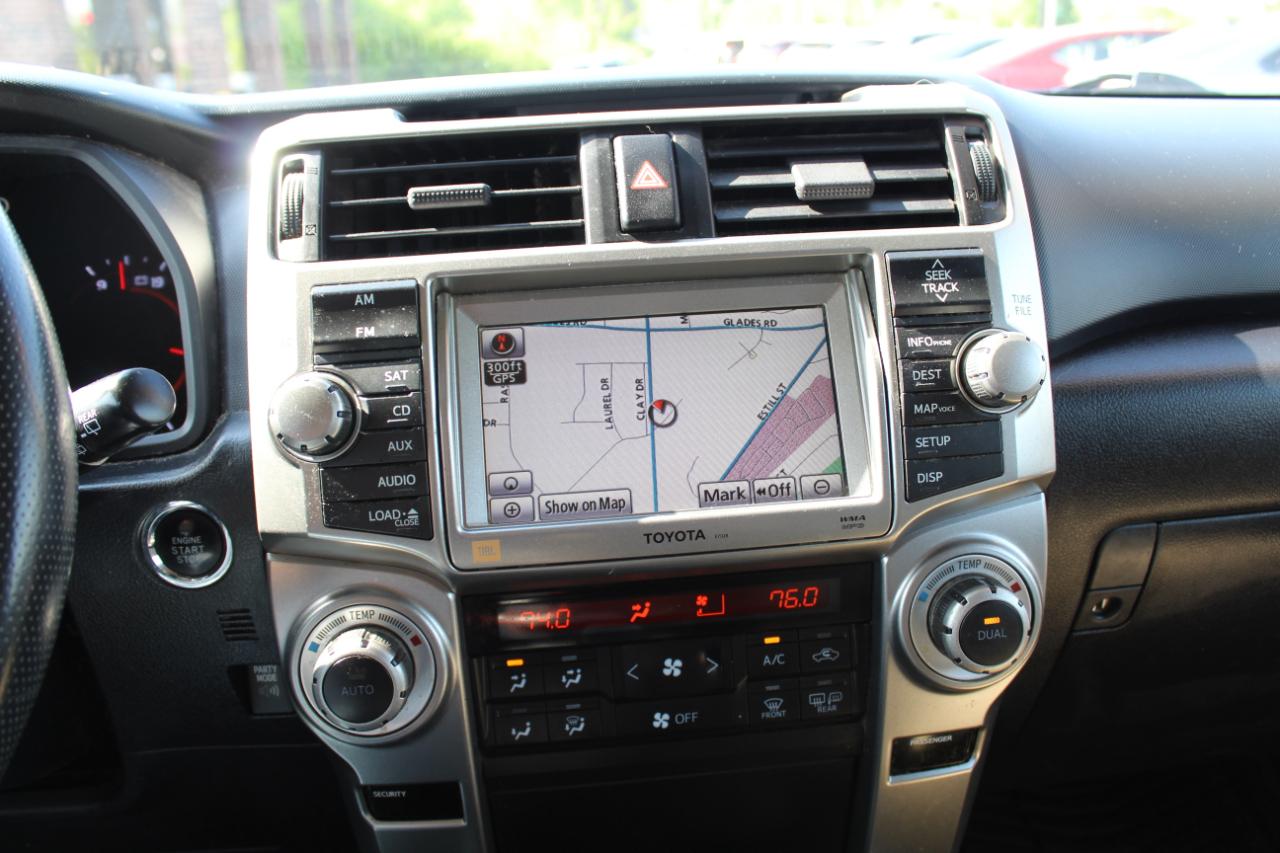 Toyota 4Runner 4WD 4dr V6 Limited (Natl) 2012