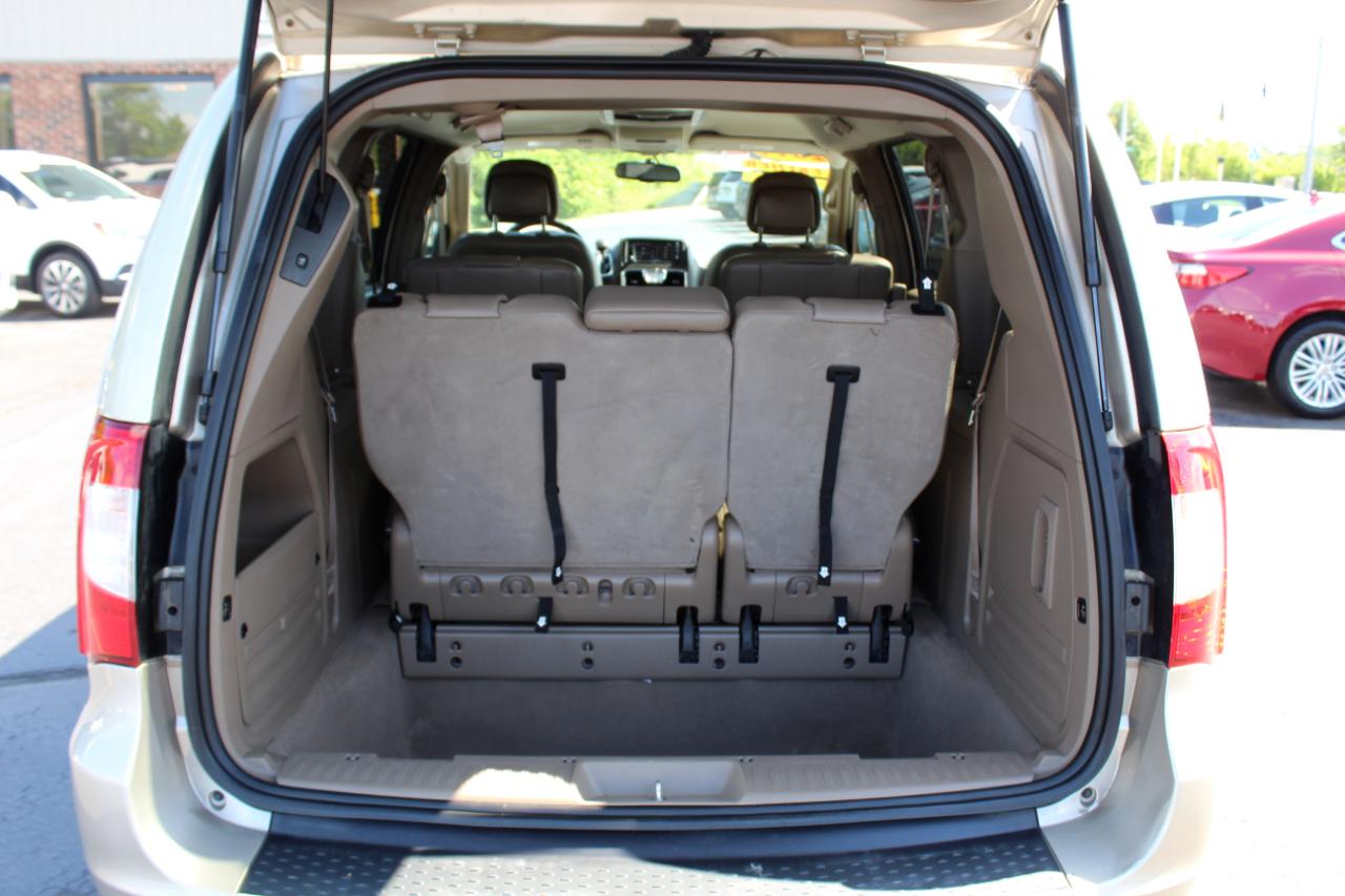 Chrysler Town & Country 4dr Wgn Touring 2014