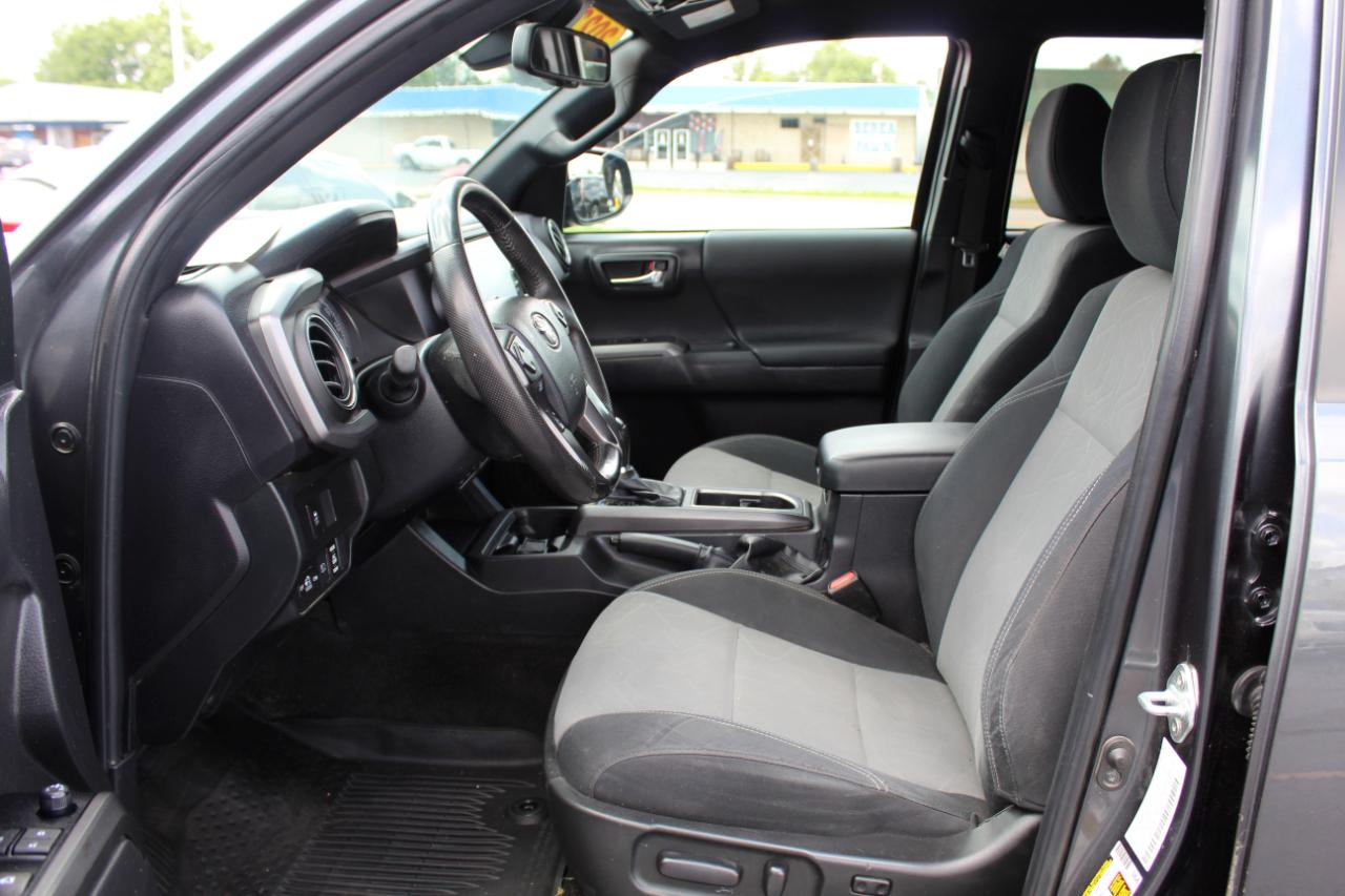 Toyota Tacoma 4WD TRD Off Road Double Cab 5' Bed V6 MT (Natl) 2023