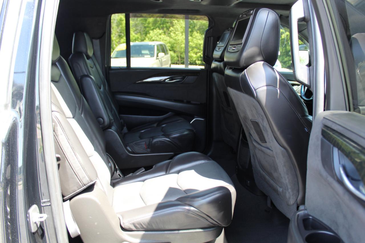 Cadillac Escalade ESV 4WD 4dr Platinum 2019