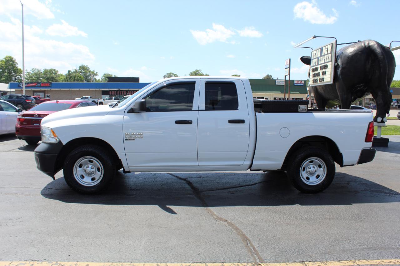 RAM 1500 Classic Tradesman 4x4 Quad Cab 6'4" Box 2020
