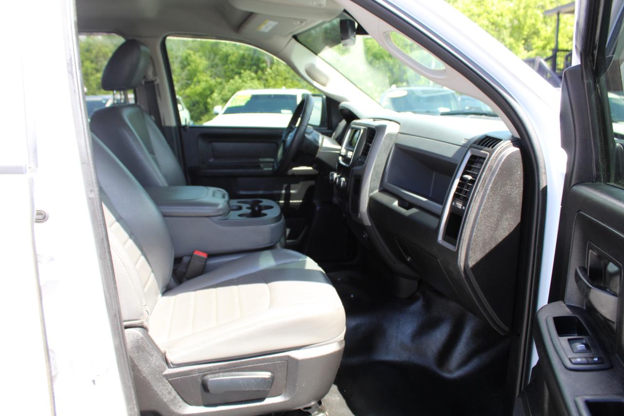 RAM 1500 Classic Tradesman 4x4 Quad Cab 6'4" Box 2020