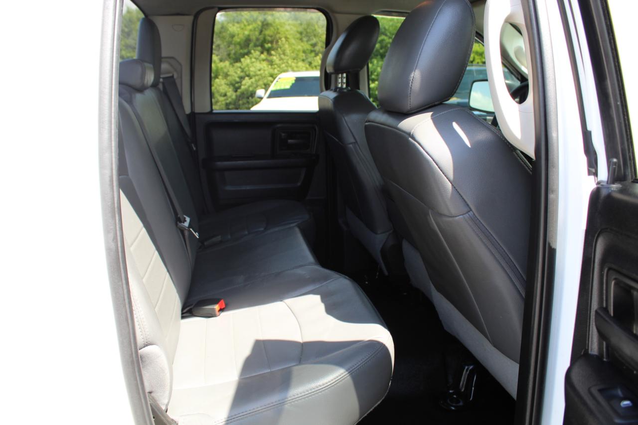 RAM 1500 Classic Tradesman 4x4 Quad Cab 6'4" Box 2020
