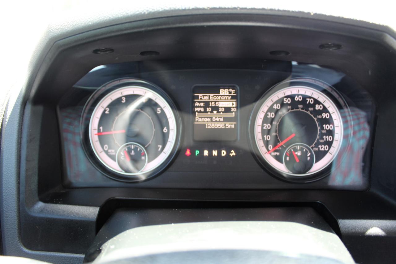RAM 1500 Classic Tradesman 4x4 Quad Cab 6'4" Box 2020