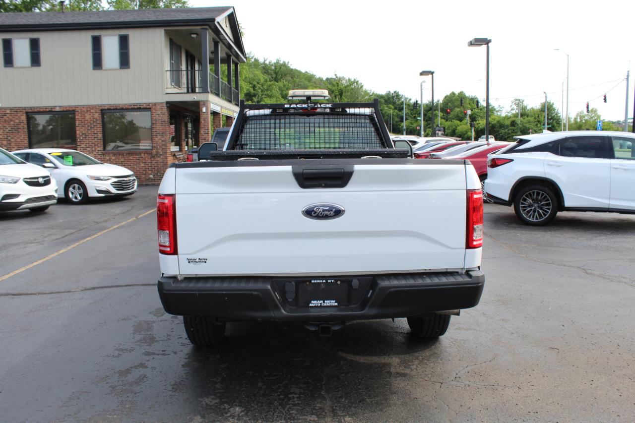Ford F-150 4WD Reg Cab 141" XLT 2016