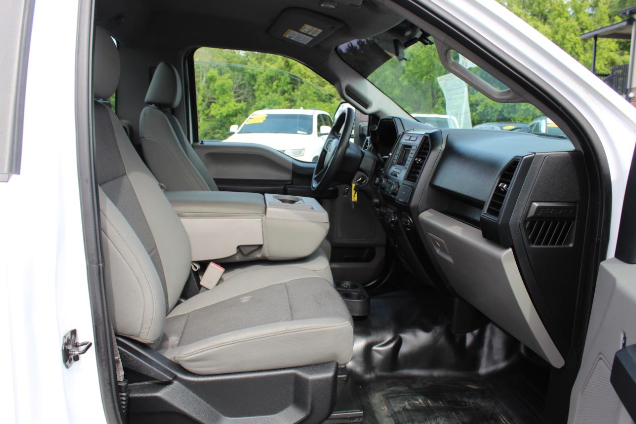 Ford F-150 4WD Reg Cab 141" XLT 2016