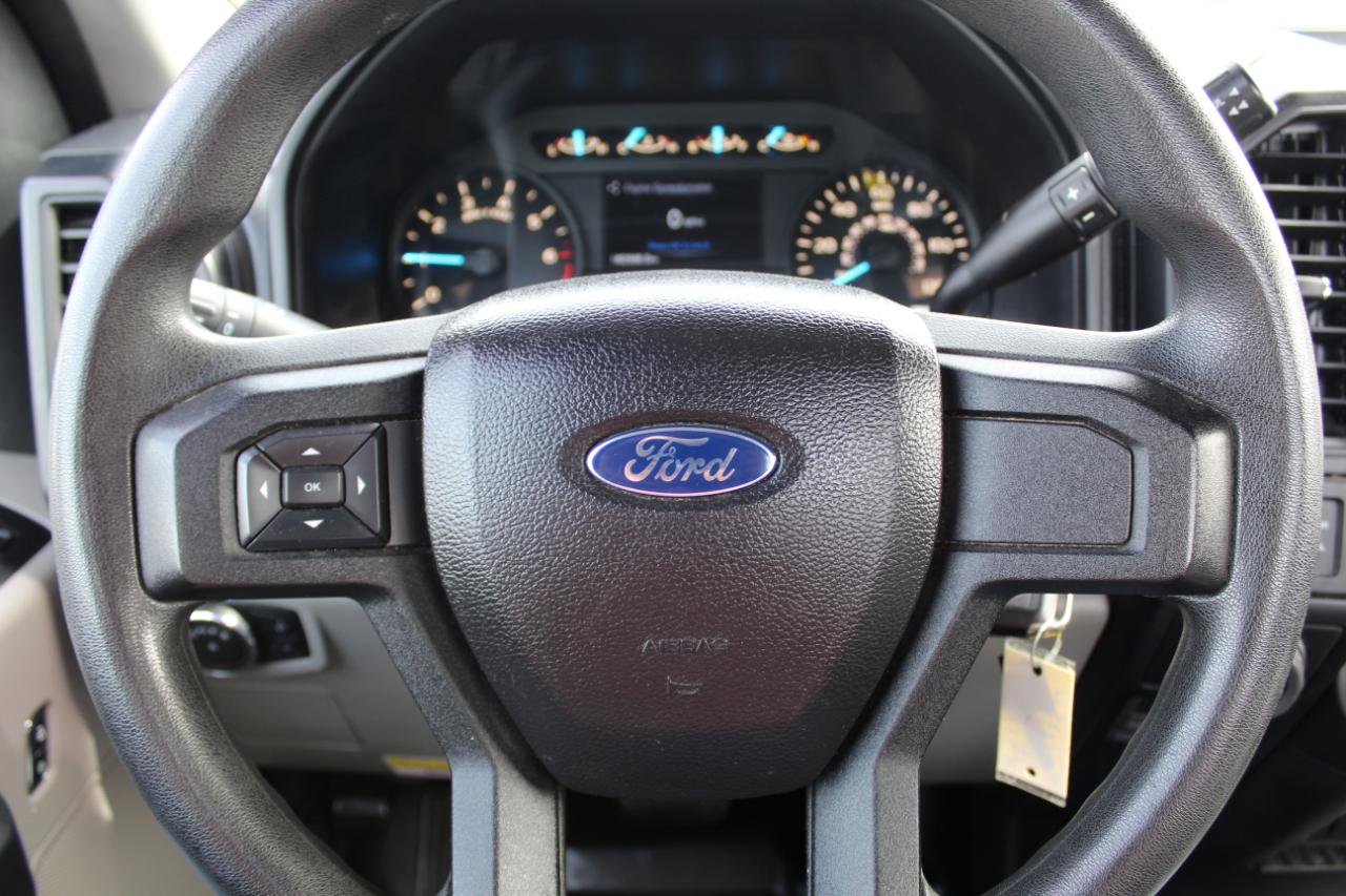 Ford F-150 4WD Reg Cab 141" XLT 2016