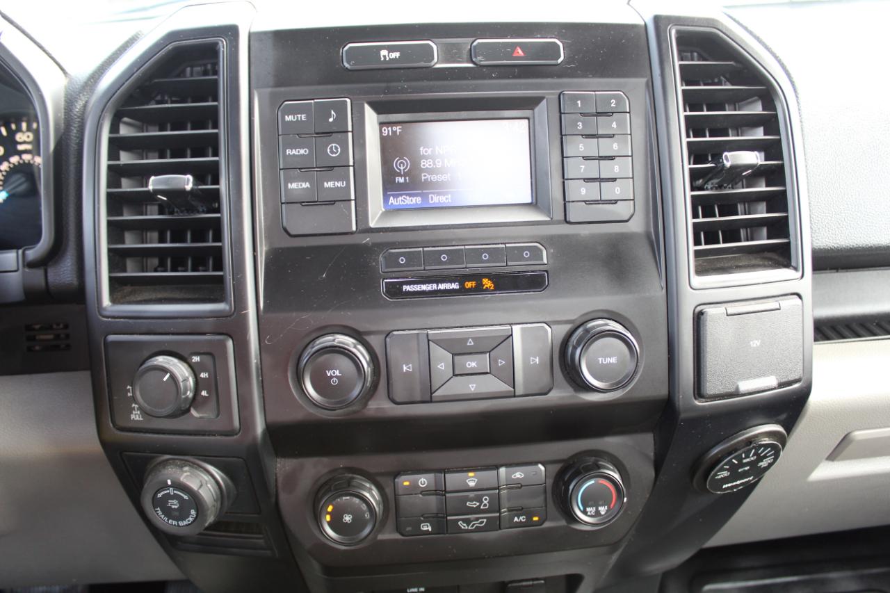 Ford F-150 4WD Reg Cab 141" XLT 2016