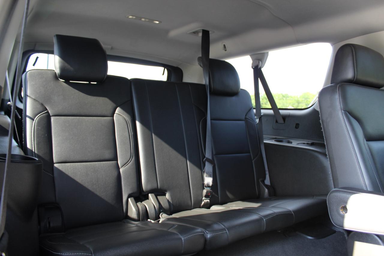 Chevrolet Suburban 4WD 4dr 1500 LT 2019