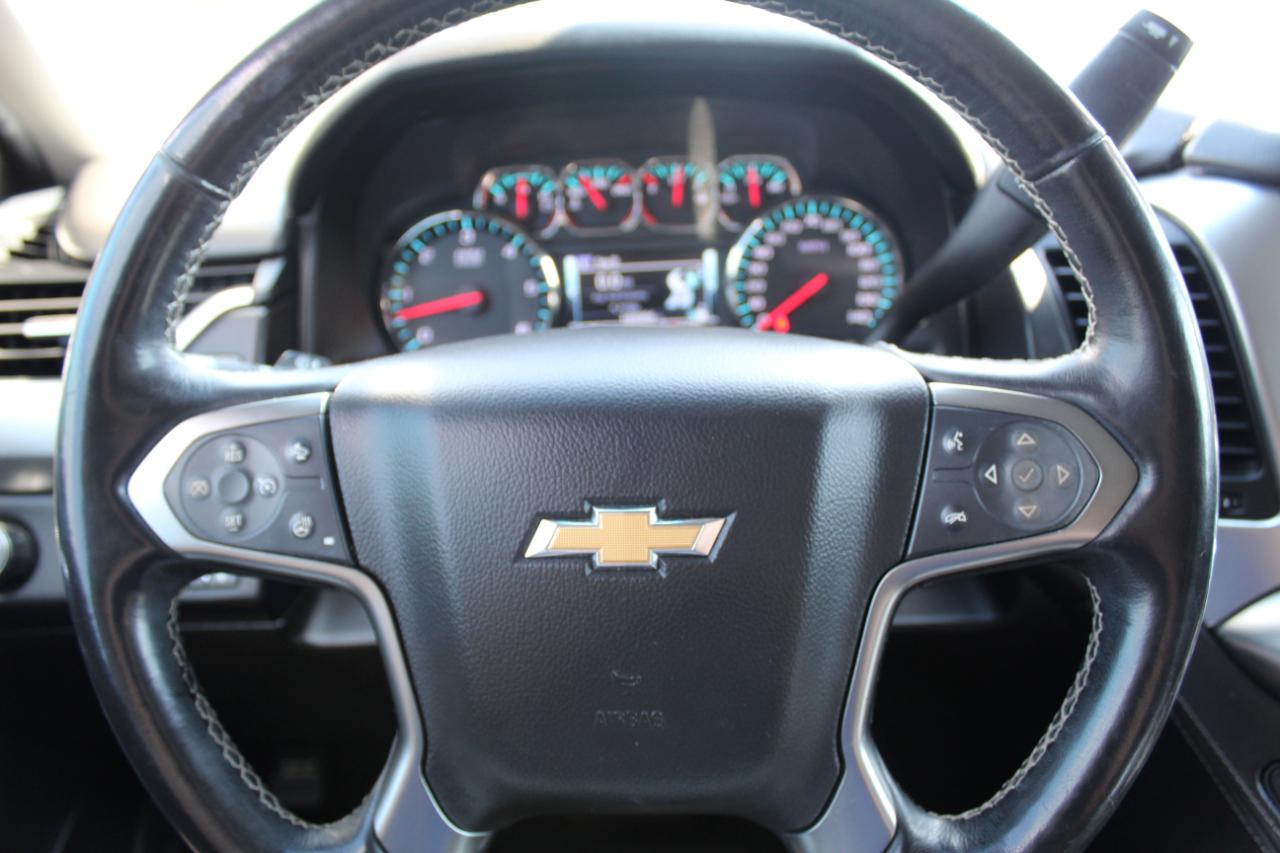 Chevrolet Suburban 4WD 4dr 1500 LT 2019