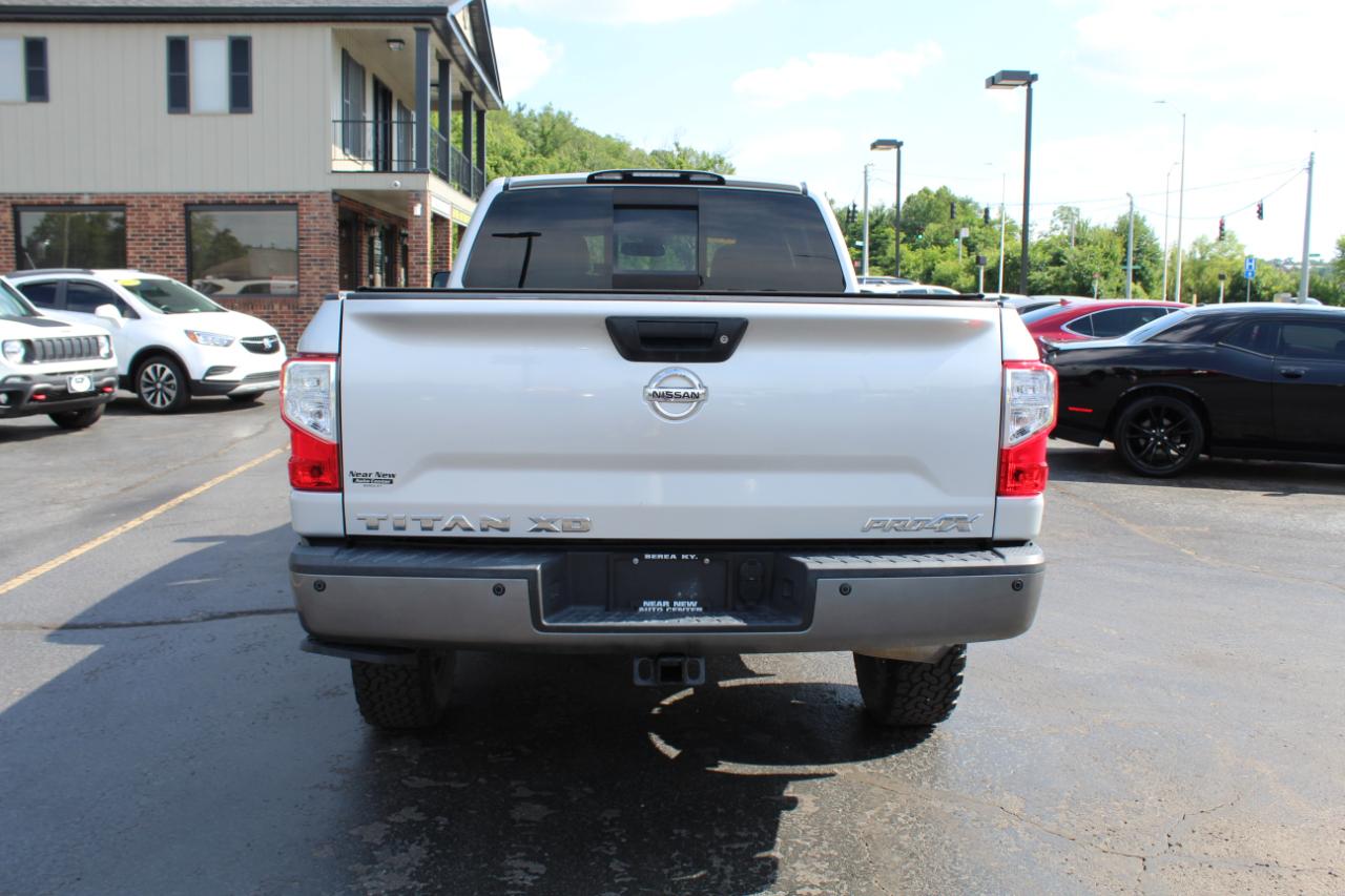 Nissan Titan XD 4x4 Diesel Crew Cab PRO-4X 2018