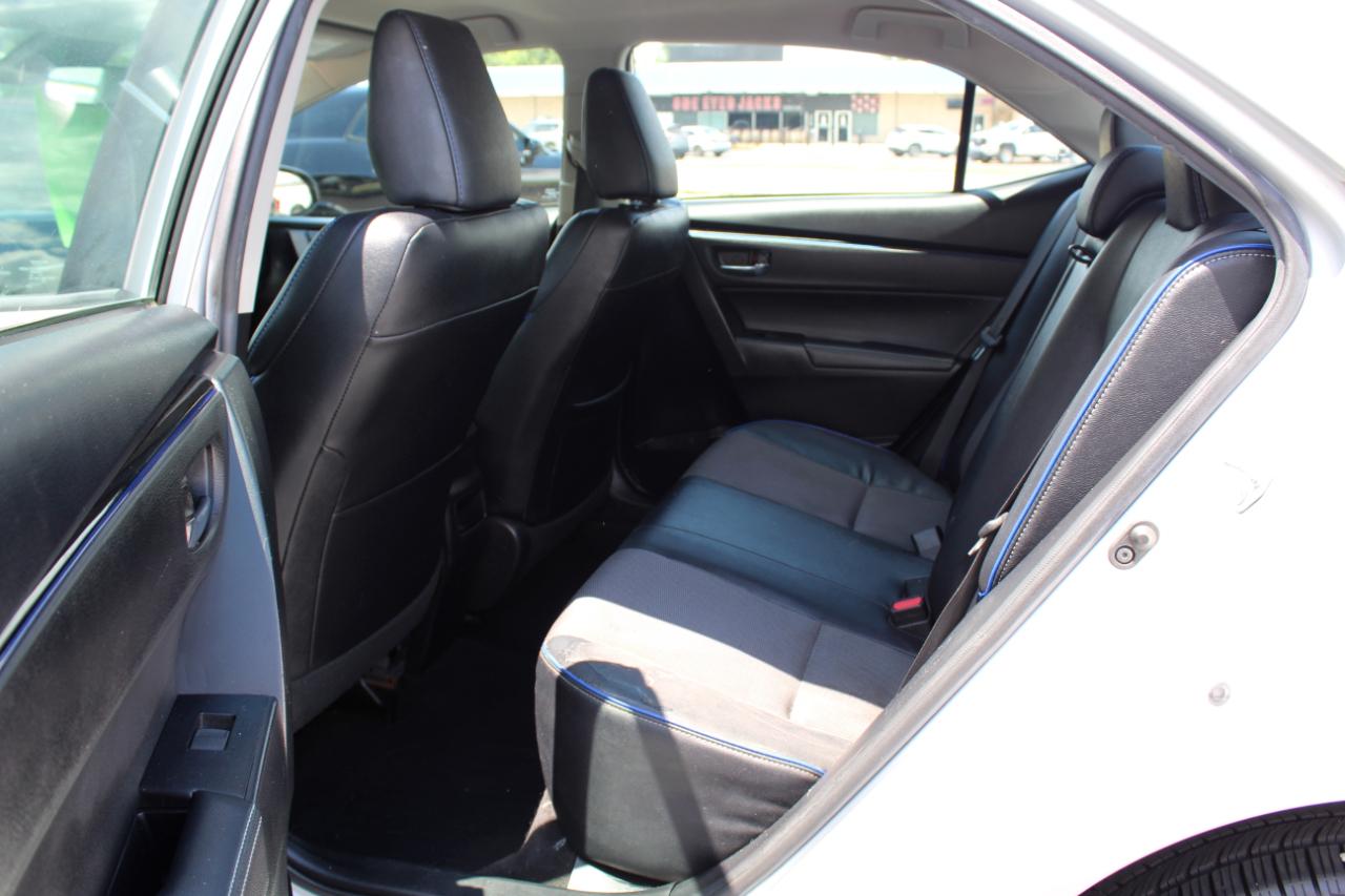 Toyota Corolla XLE CVT (Natl) 2019