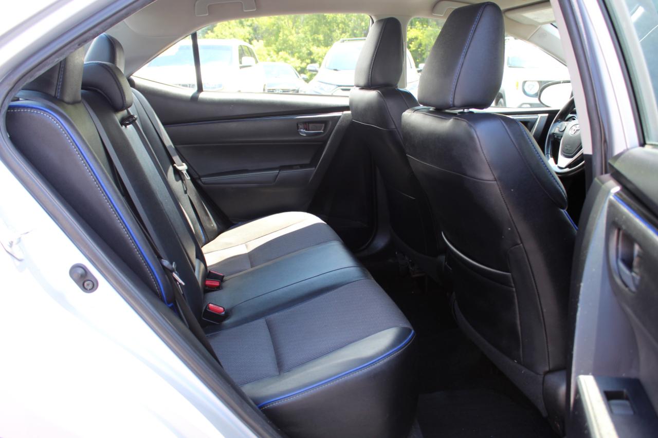 Toyota Corolla XLE CVT (Natl) 2019