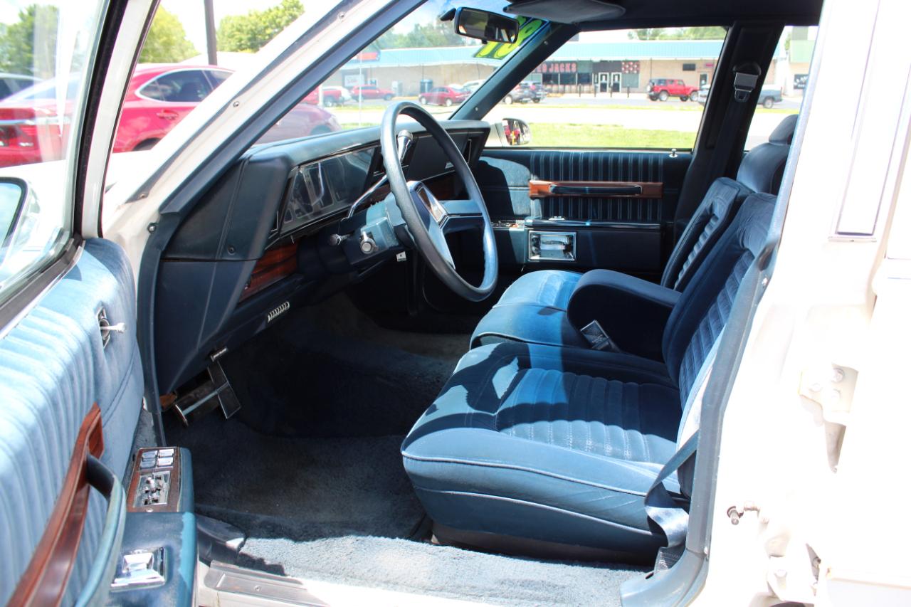 Chevrolet Caprice 4dr Sedan Classic Brougham LS 1987