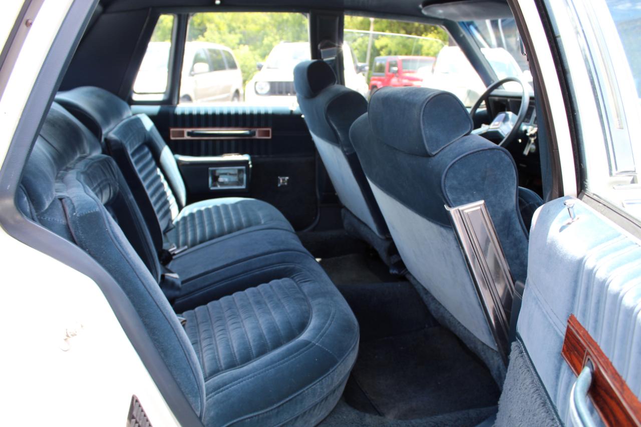 Chevrolet Caprice 4dr Sedan Classic Brougham LS 1987