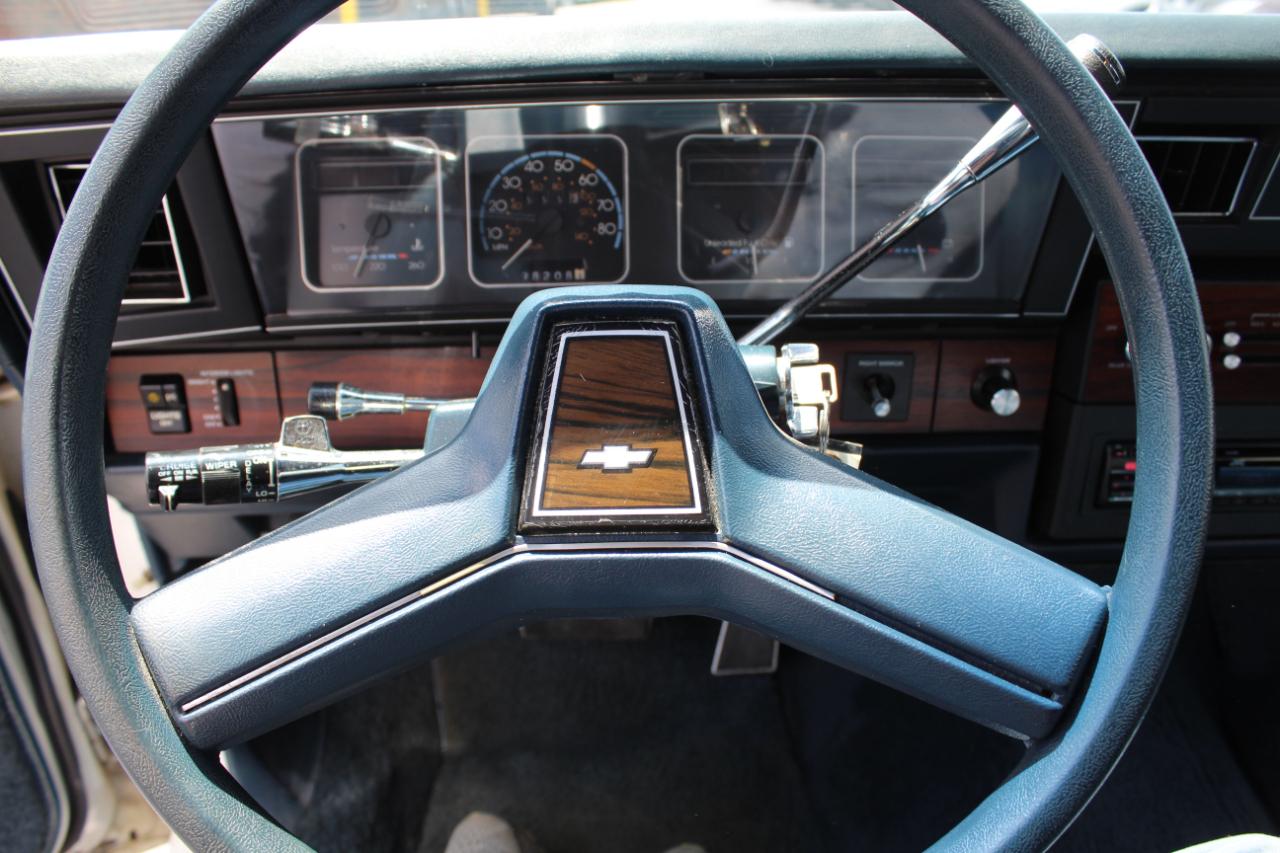 Chevrolet Caprice 4dr Sedan Classic Brougham LS 1987