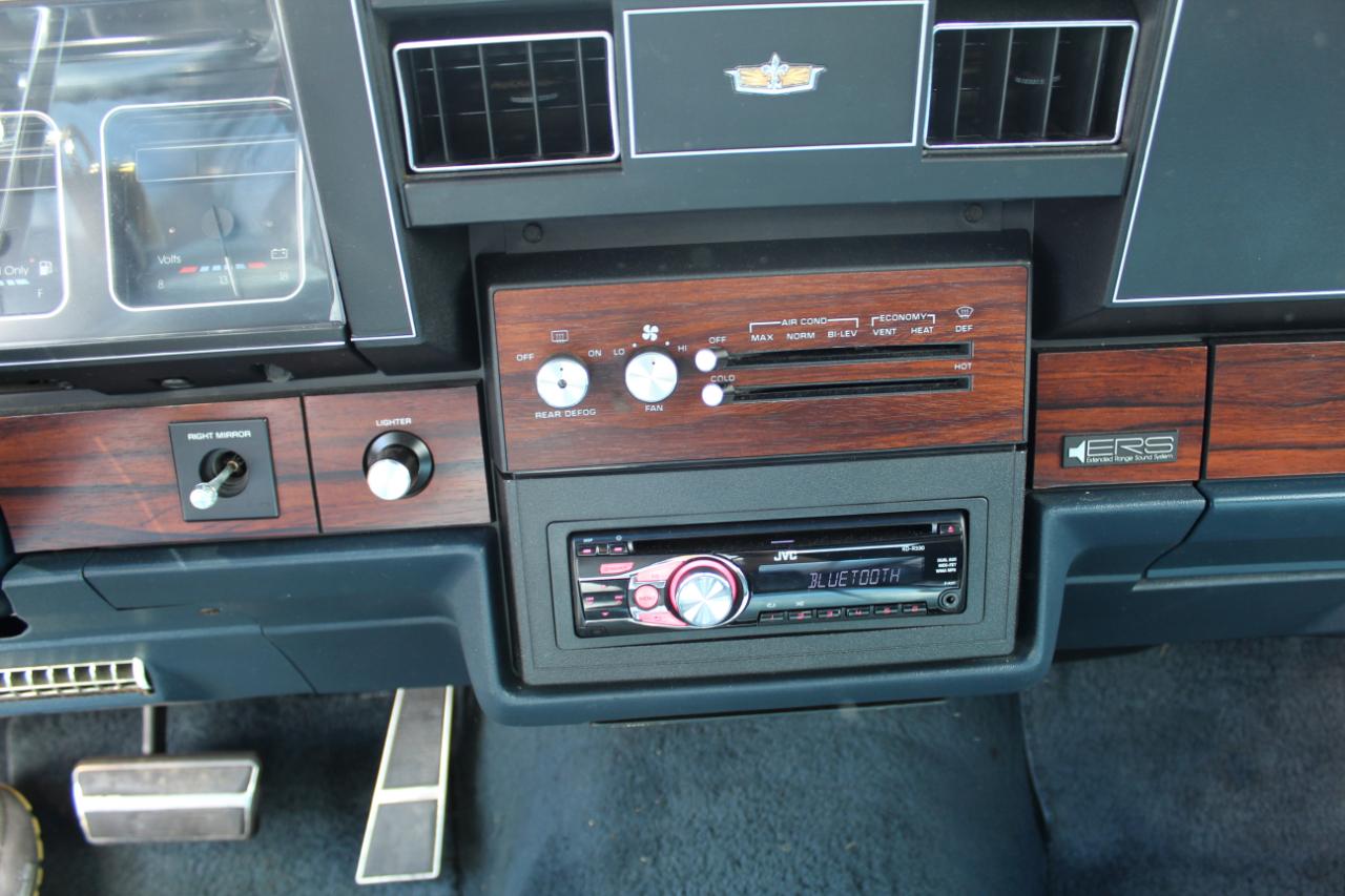 Chevrolet Caprice 4dr Sedan Classic Brougham LS 1987