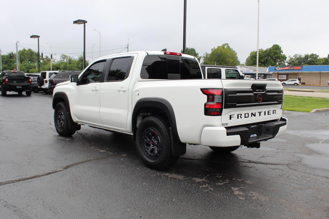 Nissan Frontier Crew Cab 4x4 PRO-4X 2025