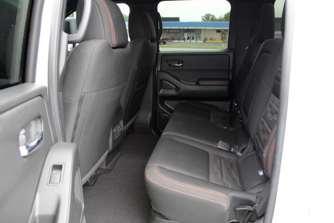 Nissan Frontier Crew Cab 4x4 PRO-4X 2025