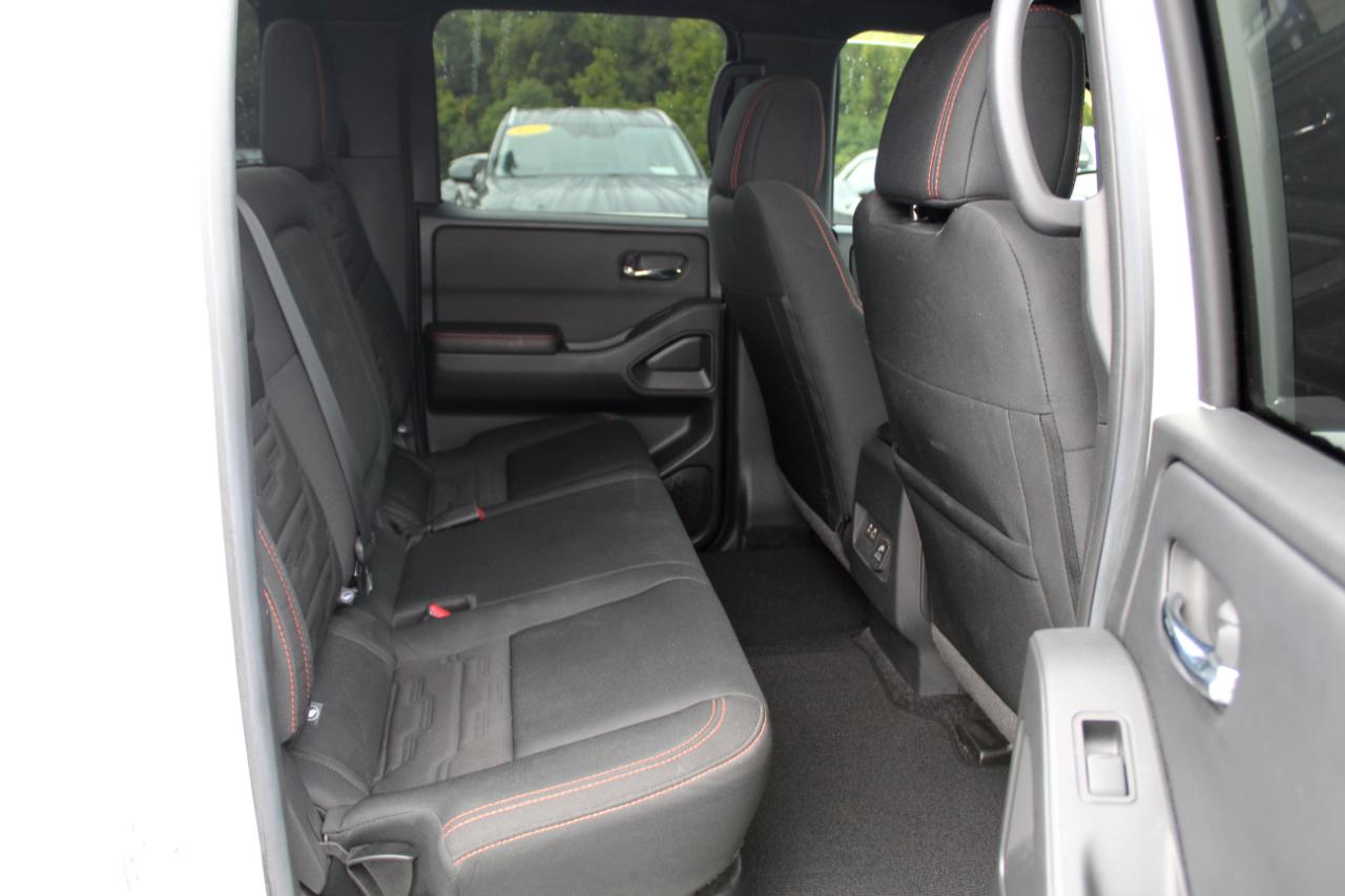 Nissan Frontier Crew Cab 4x4 PRO-4X 2025