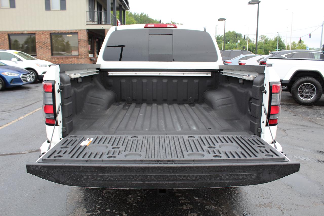 Nissan Frontier Crew Cab 4x4 PRO-4X 2025