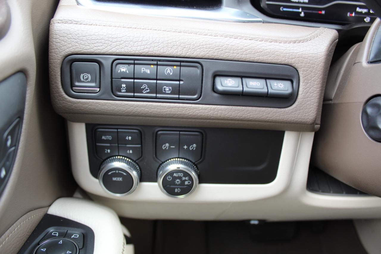 GMC Yukon 4WD 4dr Denali 2023