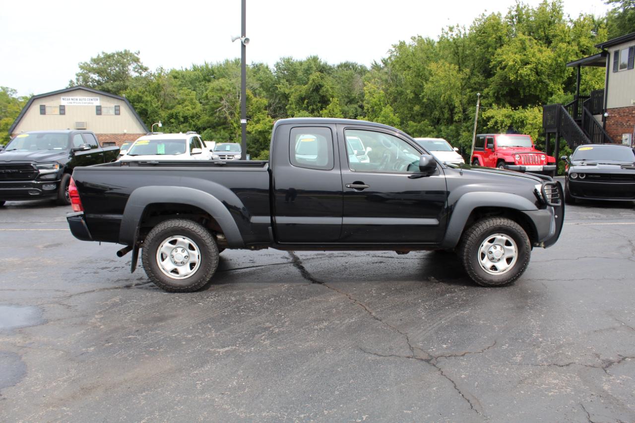 Toyota Tacoma 4WD Access Cab I4 AT (Natl) 2015
