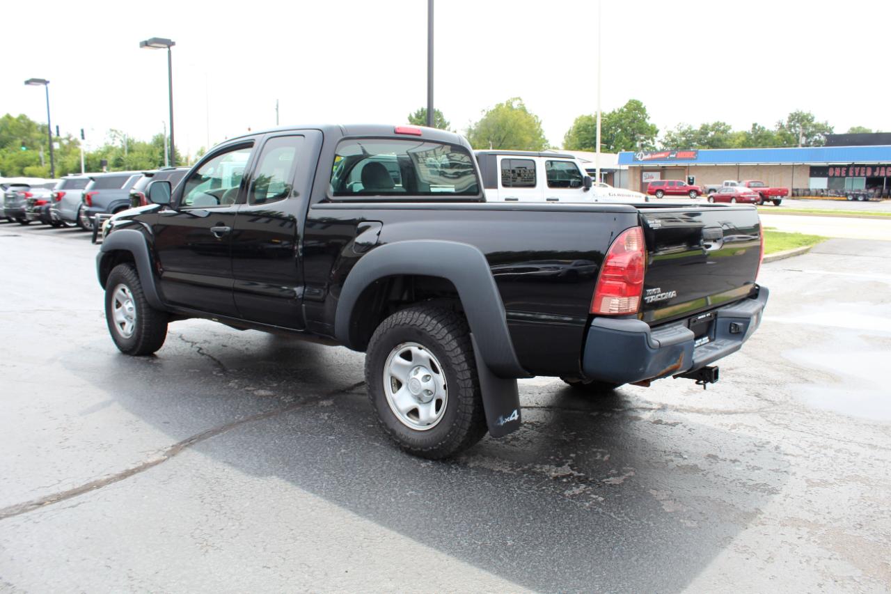 Toyota Tacoma 4WD Access Cab I4 AT (Natl) 2015