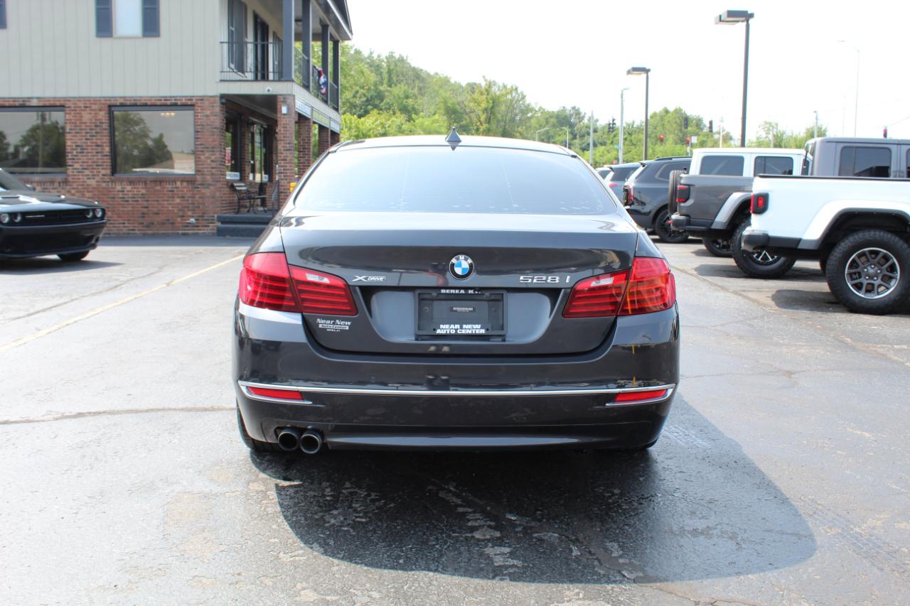 BMW 5 Series 4dr Sdn 528i xDrive AWD 2016