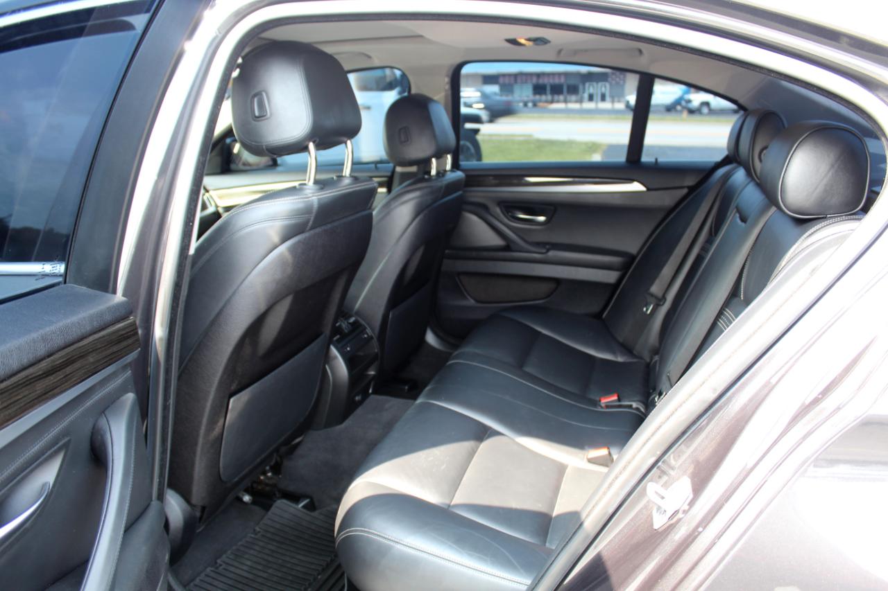 BMW 5 Series 4dr Sdn 528i xDrive AWD 2016