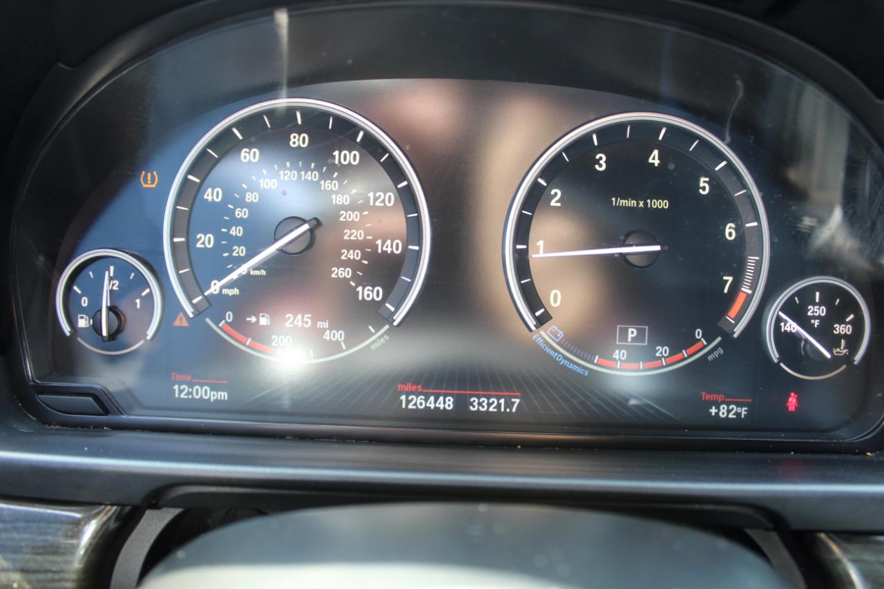 BMW 5 Series 4dr Sdn 528i xDrive AWD 2016
