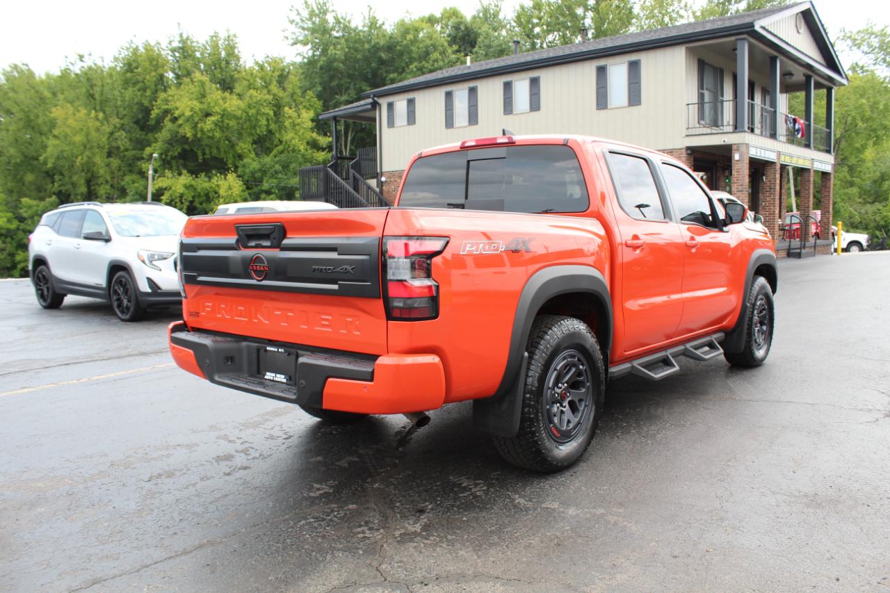 Nissan Frontier Crew Cab 4x4 PRO-4X 2025