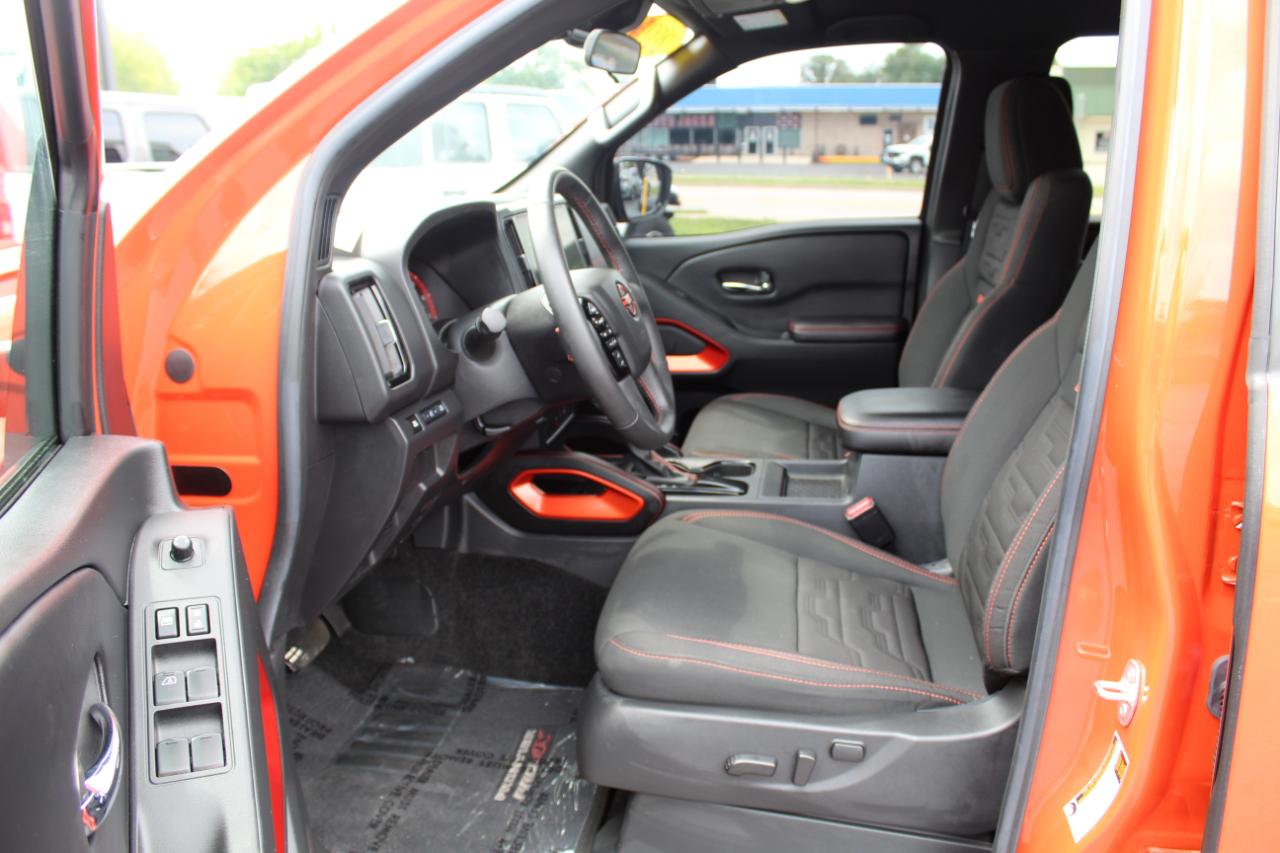 Nissan Frontier Crew Cab 4x4 PRO-4X 2025