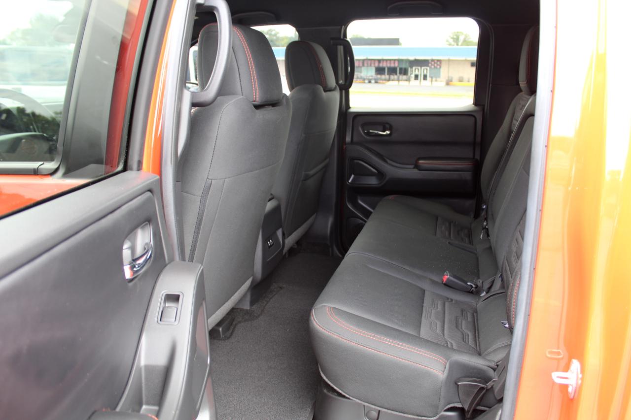 Nissan Frontier Crew Cab 4x4 PRO-4X 2025