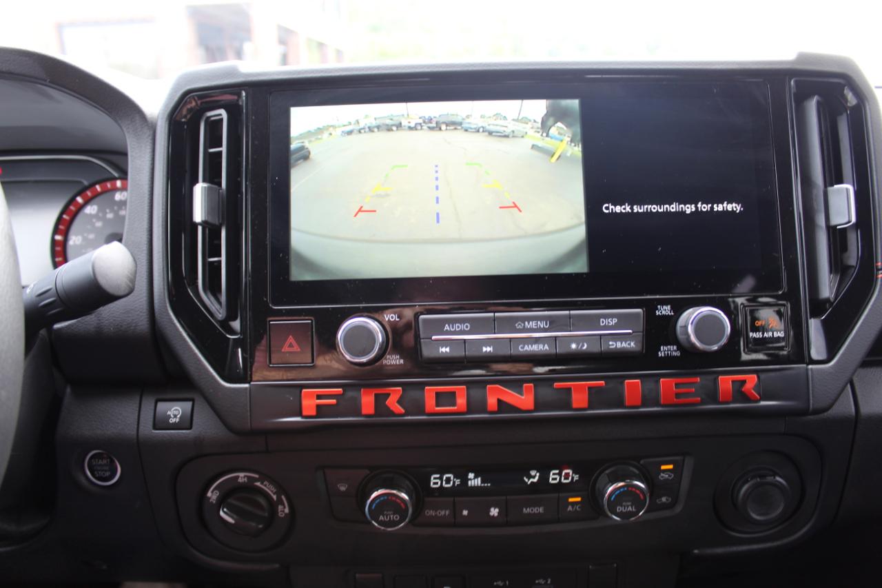 Nissan Frontier Crew Cab 4x4 PRO-4X 2025